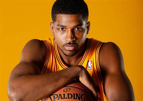 Did tristan thompson step out on khloé kardashian once again? Cavaliers, Tristan Thompson reach deal on 5-year contract ...