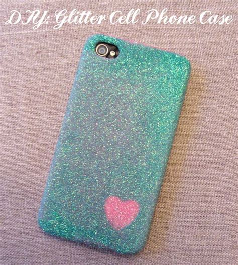 (glitter optional) i am a big harry potter fan, and since my phone (an htc one) has very limited options for fun cases, i made one myself! The Coolest of The Cool DIY iphone Case Makeovers (31 of Them!)