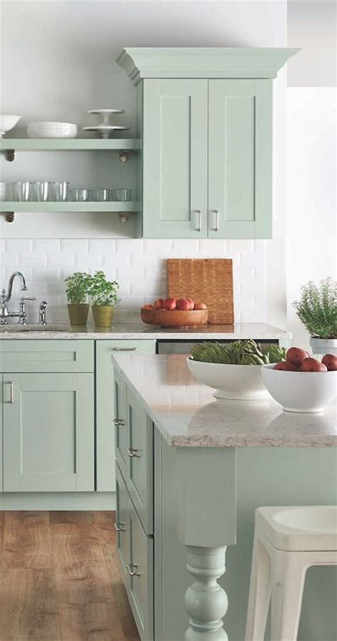 From hunter to olive, green is gaining popularity in a green backsplash is also a great way to get that green kitchen look without painting your cabinets. 20+ GORGEOUS GREEN KITCHEN CABINET IDEAS
