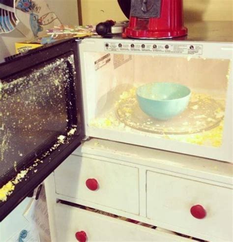 15 Epic Kitchen Fails That Are So Bad That They Are Brilliant