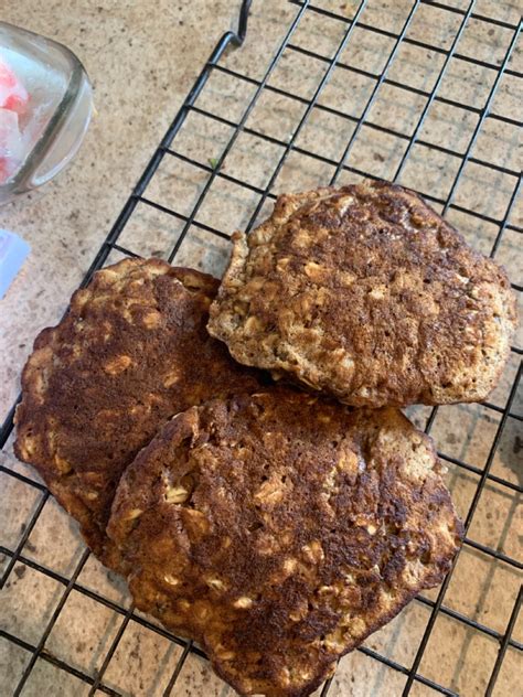 Banana Oat Cakes Directions Calories Nutrition And More Fooducate