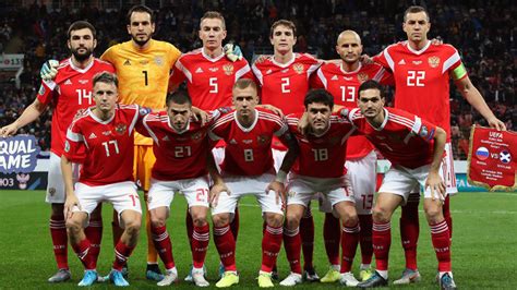 У всех вратарей всего 17 матчей за сборную. Стал известен стартовый состав России на матч отбора Евро ...