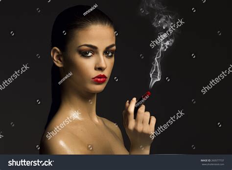 Beauty Brunette Woman Smoke Lipstick Stock Photo 260577737 Shutterstock