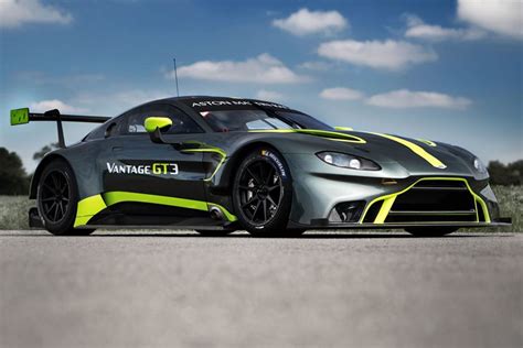 Aston Martin Reveals New Vantage Gt3 And Gt4 At Le Mans Carbuzz