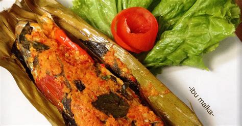 Resep pepes ikan mas maupun pepes ikan kembung merupakan kuliner peninggalan leluhur. Resep Pepes Ikan Kembung oleh Ibu Malka - Cookpad