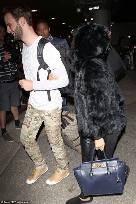 Nicki Minaj Reveals She Is Dating Videographer Grizz Lee Daily Mail Online