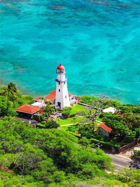 Diamond Head Lighthouse In Oahu Hawaii Reisen Hawaii Ferien