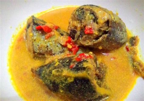 Nah, bagi anda yang ingin membuatnya sendiri di rumah, kali ini resepistimewa akan membagikan resep gulai kepala ikan kakap ala rumah makan padang yang. Resep Gulai Ikan Tongkol oleh Ervira Rusdhiana - Cookpad
