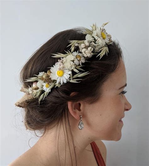 Beautiful Dried Flower Crowns You Can Buy On Etsy Casamento