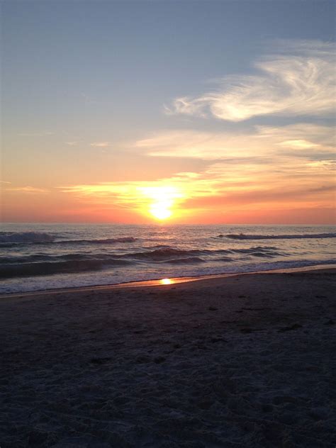 An Idyllic Sunset 🌇 On The Beach 🌊 👌 ☺ 💖 Beach Wallpaper Sunset Love Sunrise Sunset