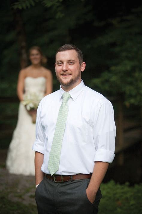 Formal or informal, and the season or the venue, these details of the wedding morning dress is for very formal daytime weddings especially in the uk which comprises of a a mismatched or broken suit is just too casual for a wedding. Best 25+ Casual groom attire ideas on Pinterest | Casual ...