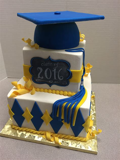 Graduation Rosies Creative Cakes