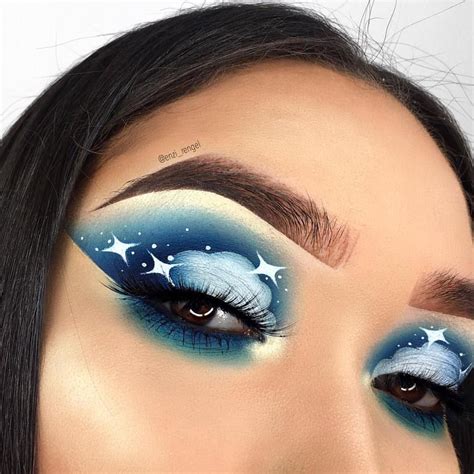 How to define your eyebrows. Pinterest // RyannxxLeigh
