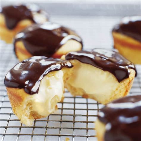 Moist vanilla cake, pastry cream filling and a beautiful chocolate ganache topping make this one tasty this taste nothing like what boston creme pie is supposed to taste like. Boston Cream Cupcakes | Cook's Country