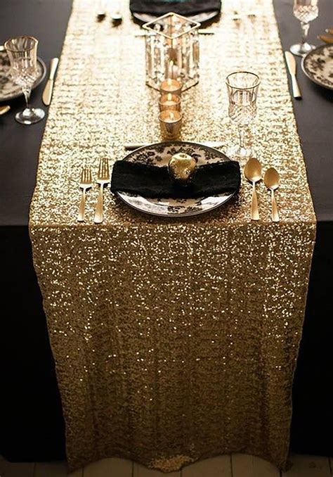 Style your table setting in black and gold! Get a Luxury Table Setting for New Year's Eve
