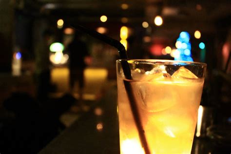 Gambar Cahaya Malam Restoran Bar Minum Penerangan Alkohol
