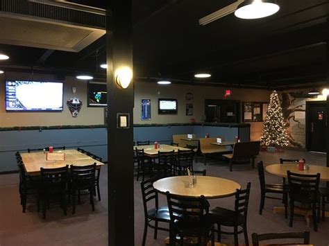 Whether you're looking for refreshing drinks on the tap, quality food to fill your belly, or just a great place to sit down and have a laugh, we provide all this goodness and more at our bar and grill in louisville, ky. Schemengees Bar & Grill, Lewiston - Restaurant Reviews ...