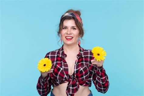 Premium Photo Summer Pin Up And Fun Concept Pretty Woman With