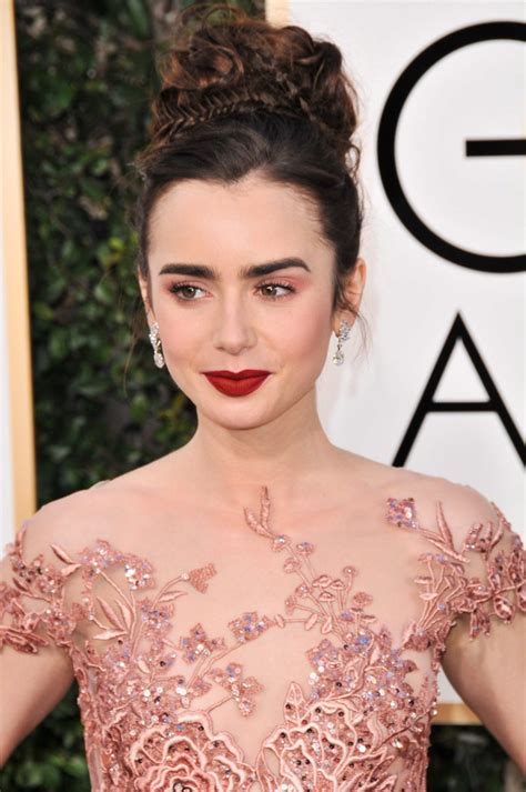 Collins Vogue On Twitter Epic Moment Lily Collins At The Golden