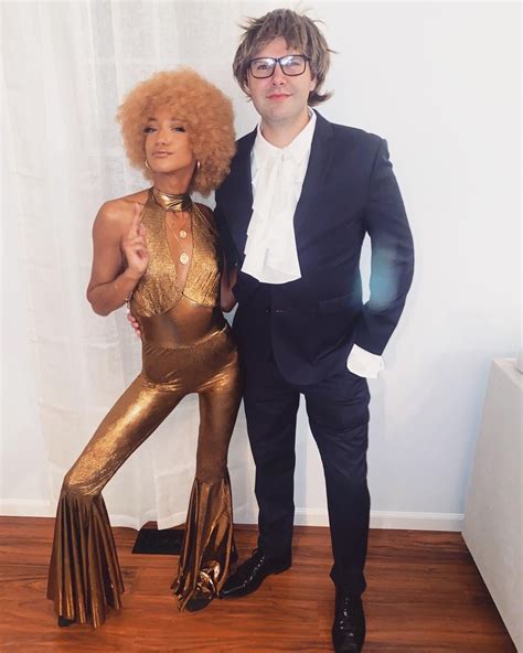 Austin Powers And Foxxy Cleopatra Costume At Costume