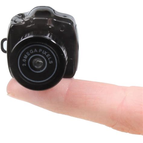 Hammacher Schlemmer Really Goes Mini With Worlds Smallest Camera