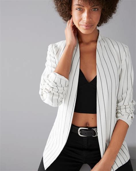Stripe Blazer In 2020 Womens Striped Blazer White Blazer Outfits