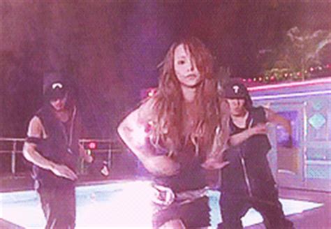 Wowa Gifs Namie Amuro Live The Queen