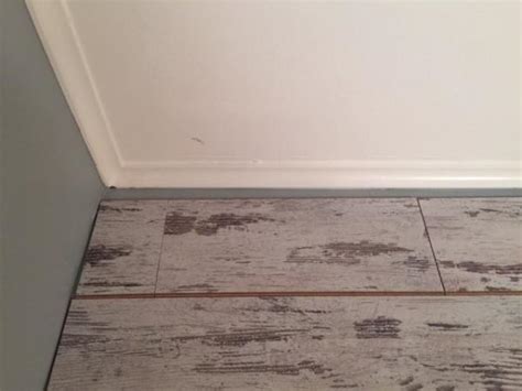 Reply jon july 17, 2018 at 2:15 am. Laminate flooring on the wall - small gap on top ...