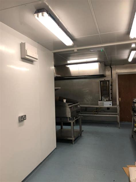 Whether you need a traditional food steamer or a versatile combi oven, you can find the commercial steam cooking equipment you need for your restaurant here. Croydon Commercial Kitchen • ShareDining