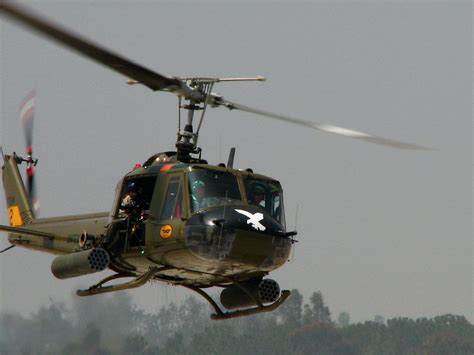 Uh 1 Huey Gunship Helicopters Pinterest