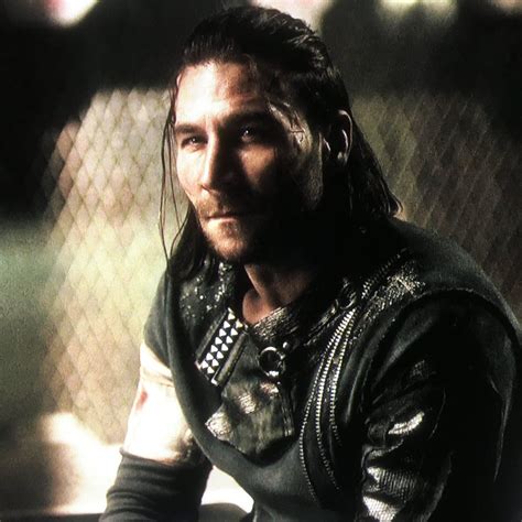 Clay virtue in the 100. The 100 King Roan of Azgeda | Roan the 100, Bellarke, King ...