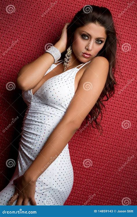 de sexy vrouw van latina stock afbeelding image of brunette 14859143