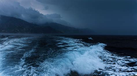 3840x2135 Sea 4k Background Image Dark Landscape Ocean Wallpaper