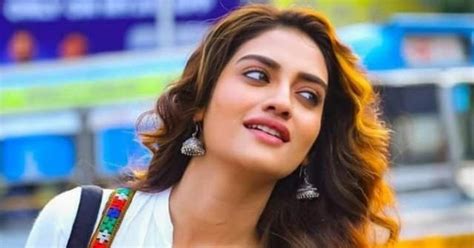 Nusrat jahan is an indian model, actress, and politician. Nusrat Jahan Wiki,Biography,Age,Family,Husband,Career and ...