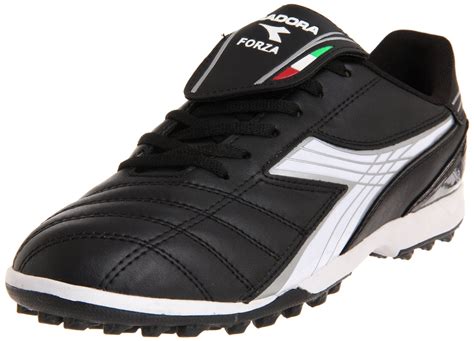 Well, the market today is flooded with options and it's difficult to differentiate between what's good there is a huge gap between best indoor soccer shoes in terms of quality but that we will discuss later when we reveal our list of 10 best shoes for. Indoor Soccer Shoes: Diadora Forza Turf - Review ~ Indoor ...