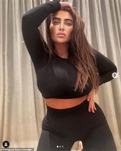 Lauren Goodger Displays Her Buxom Cleavage And Midriff In Tiny Crop Tops Daily Mail Online