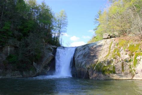 14 Swimming Holes In North Carolina To Take A Dip In