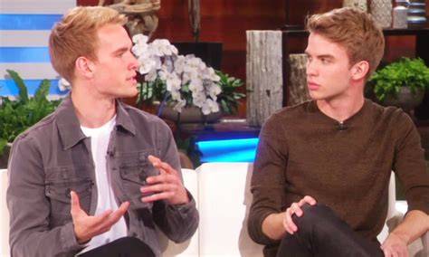 austin aaron rhodes by the ellen show talk´s about coming out cal to dad aaron rhodes