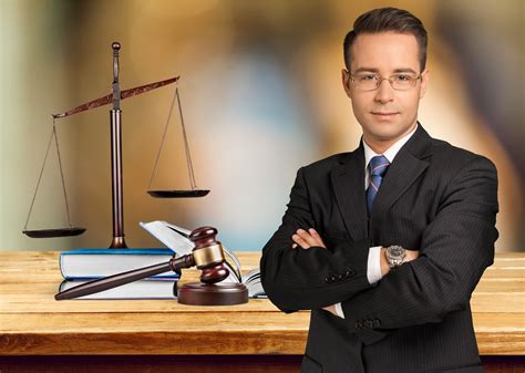 10 Tips To Find A Personal Injury Lawyer