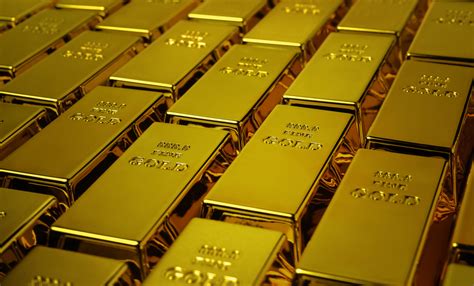 Why Royalty Companies Often Outperform Gold Miners