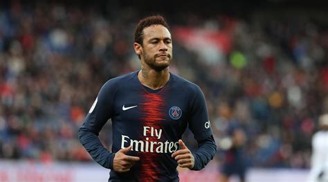 See a recent post on tumblr from @amelmajrii about neymar. :PSG Forward, Neymar Reportedly To Be In Transfer Talks ...