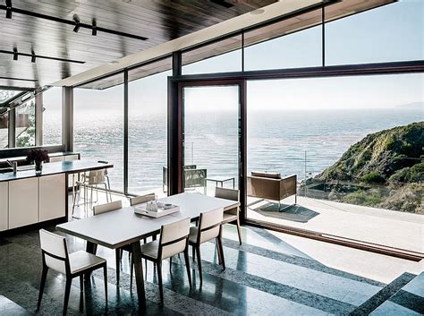 20 Dashing Dining Rooms With A Scenic Ocean View
