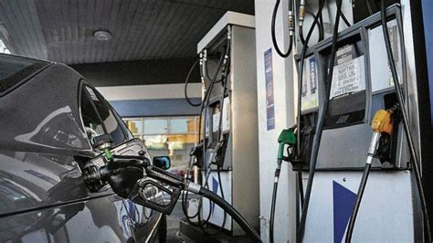 La nafta súper ya se vende a más de 55 pesos en mar del plata. Sin previo anuncio, YPF aumentó el precio de sus naftas en ...