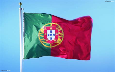 The new, and current, flag design was proposed one year after the portuguese monarchy was overthrown and the republic was established. Portugal Flag Wallpapers ·① WallpaperTag