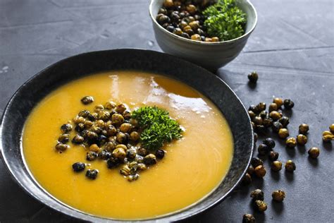 Butternut Squash Suppe Med Ristede Spirulina Kik Rter Beetrootbakery