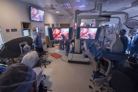 Single Port Robotic Surgery Shows Promise For Urologic Cancers And Beyond