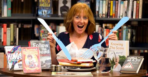 Glasgow Bookworms Tuck Into Literary Feast To Celebrate Book Week