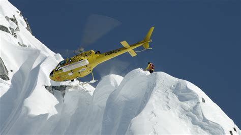 Video Heli Pilot And Skiers Redefine Whats Possible The New York Times