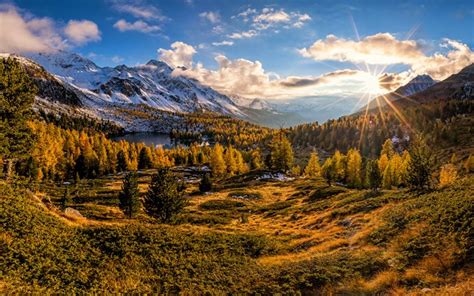 Geleneksel olarak i̇sviçre alpleri olarak anılan i̇sviçre alp bölgesi, ülkenin önemli doğal bir özelliğini temsil etmektedir ve. Indir duvar kağıdı İsviçre, 4k, dağlar, sonbahar ...