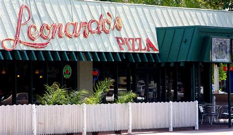 Leonardos Pizza A Restaurant In Gainesville Fl Thrillist